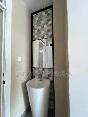 Furnished 6bdrm House in Yeka for sale