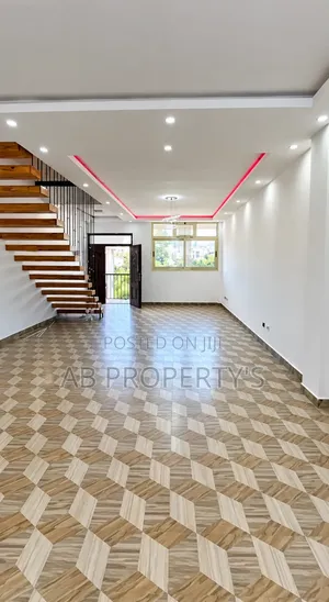 2bdrm Duplex in አያት ክብር ደመና, Bole for sale