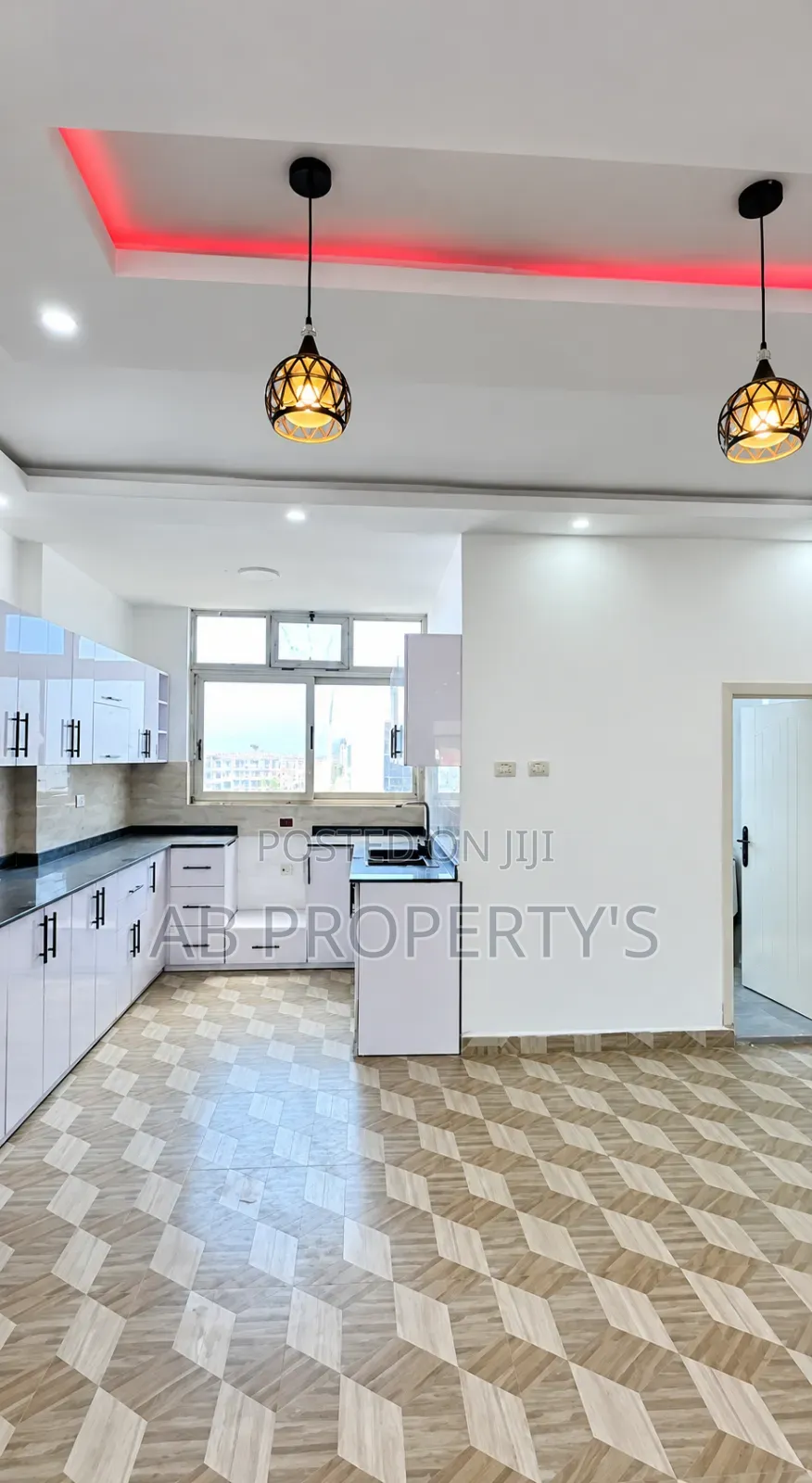 2bdrm Duplex in አያት ክብር ደመና, Bole for sale