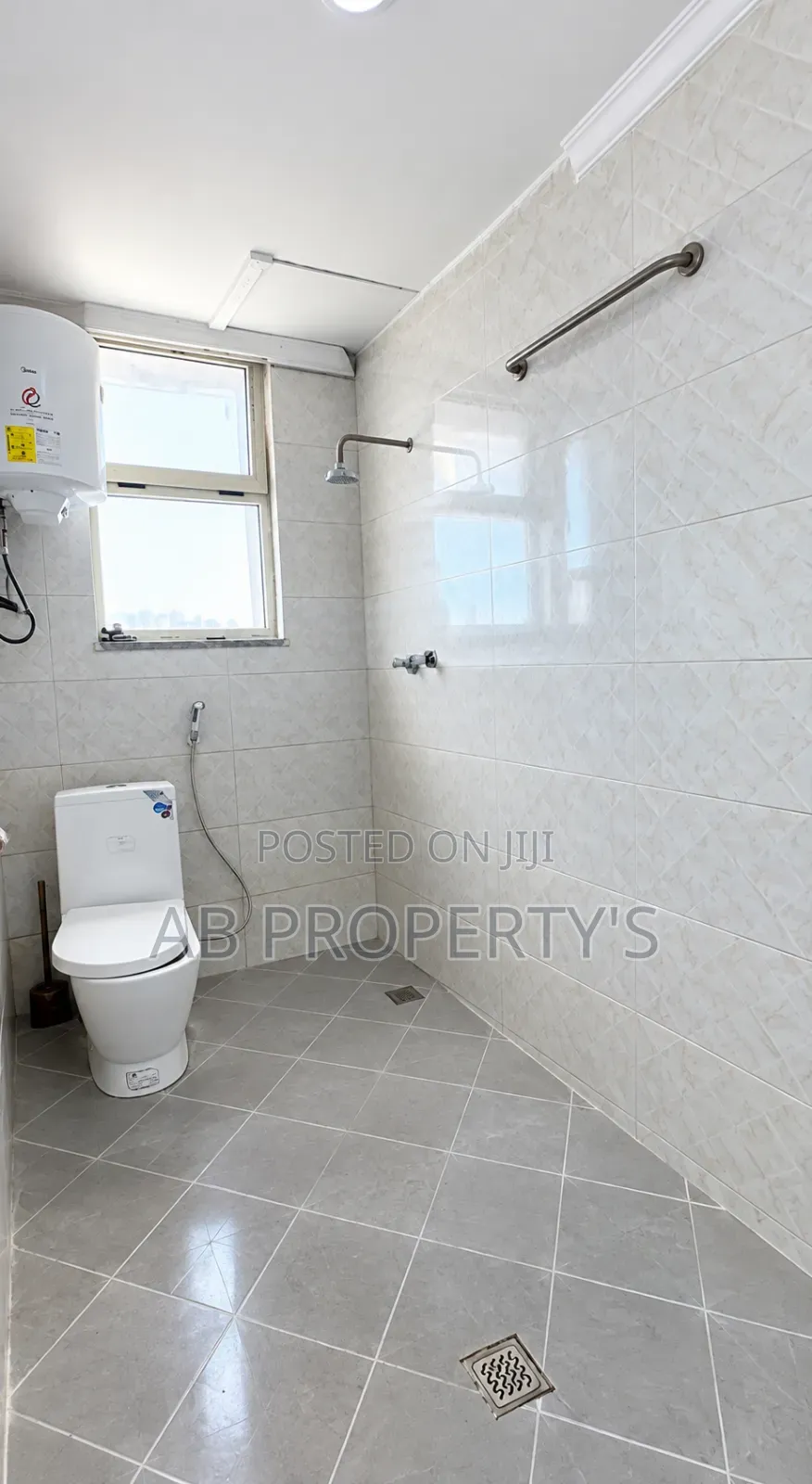 2bdrm Duplex in አያት ክብር ደመና, Bole for sale