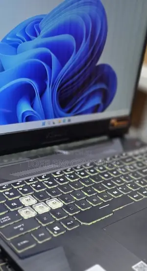 New Laptop Asus ROG Strix G15 16GB AMD Ryzen 9 SSD 512GB