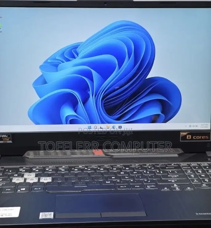 New Laptop Asus ROG Strix G15 16GB AMD Ryzen 9 SSD 512GB
