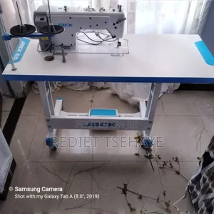Jack F6 Sewing Machine