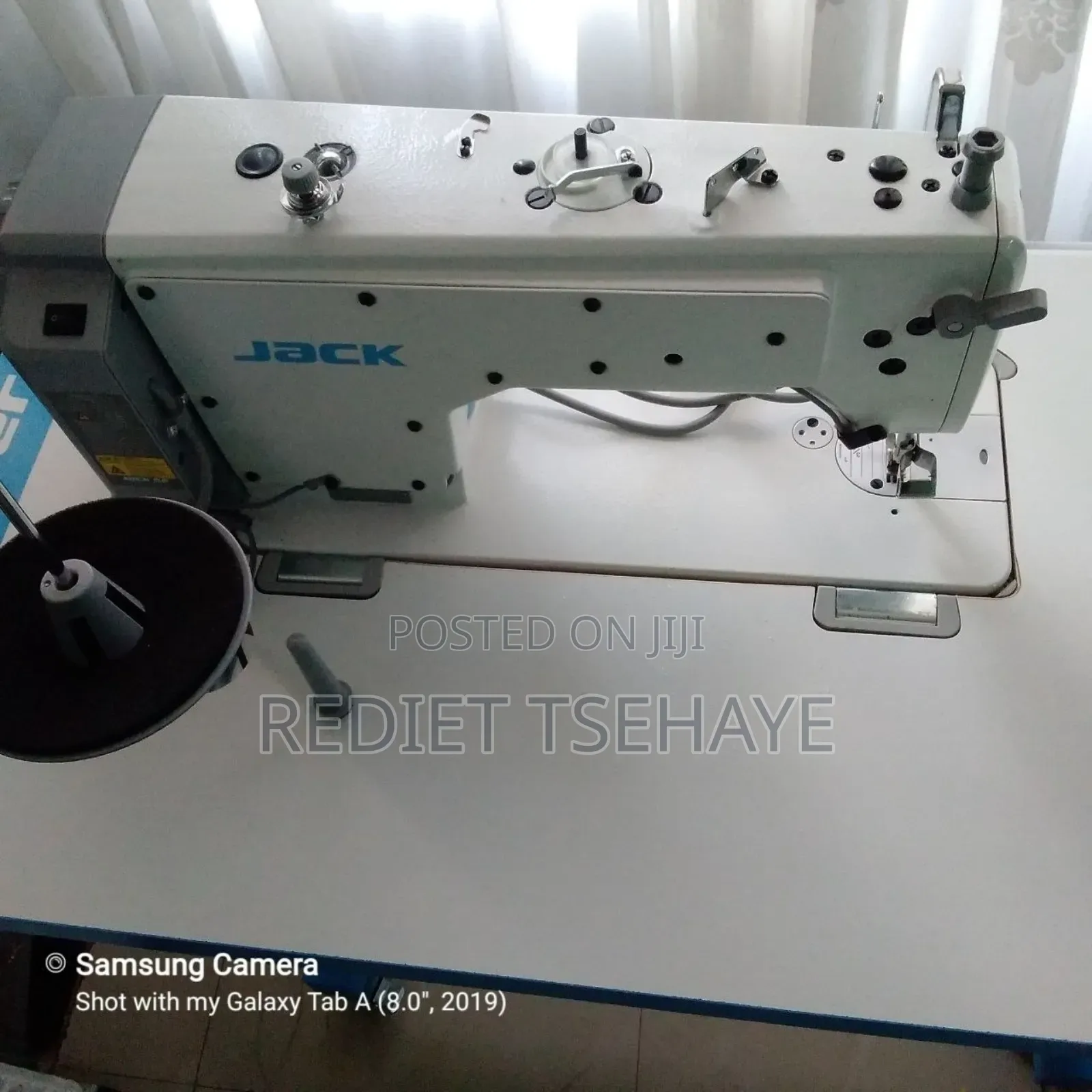 Jack F6 Sewing Machine