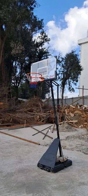 Raf የአዉሮጳዉያን ስታንዳርድ Basketball Stand