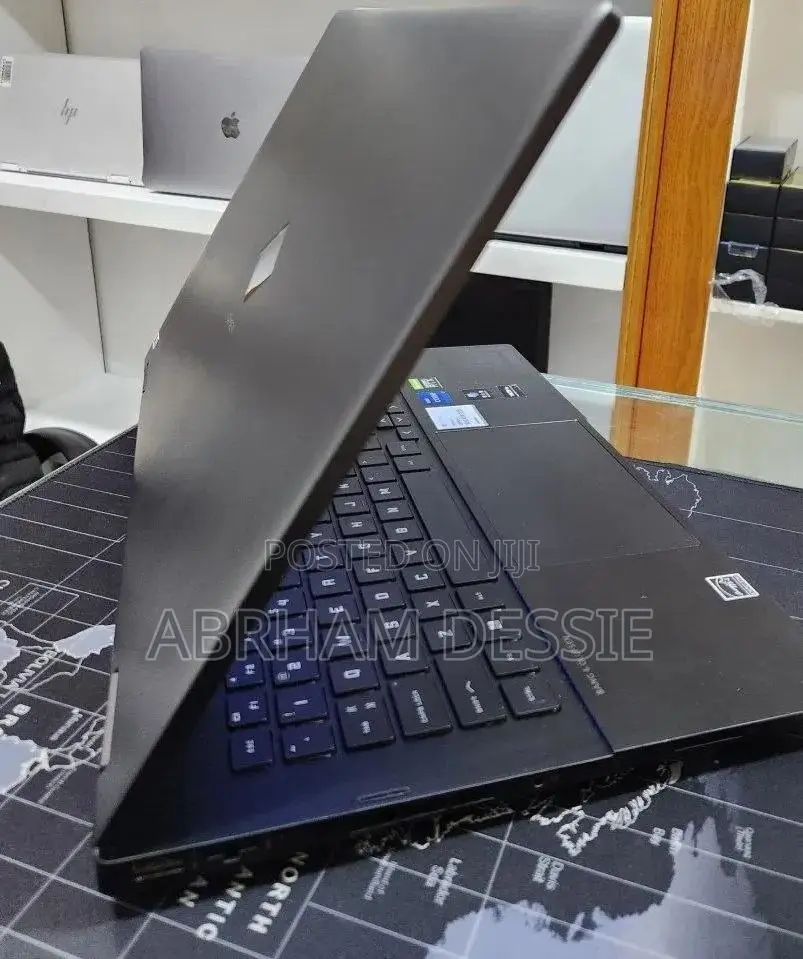 New Laptop HP 16GB Intel Core i7 SSD 512GB