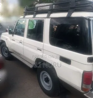 Toyota Mark II 2004 White