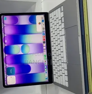 New Laptop Apple MacBook Neo 2026 8GB Intel Core 5 SSD 256GB
