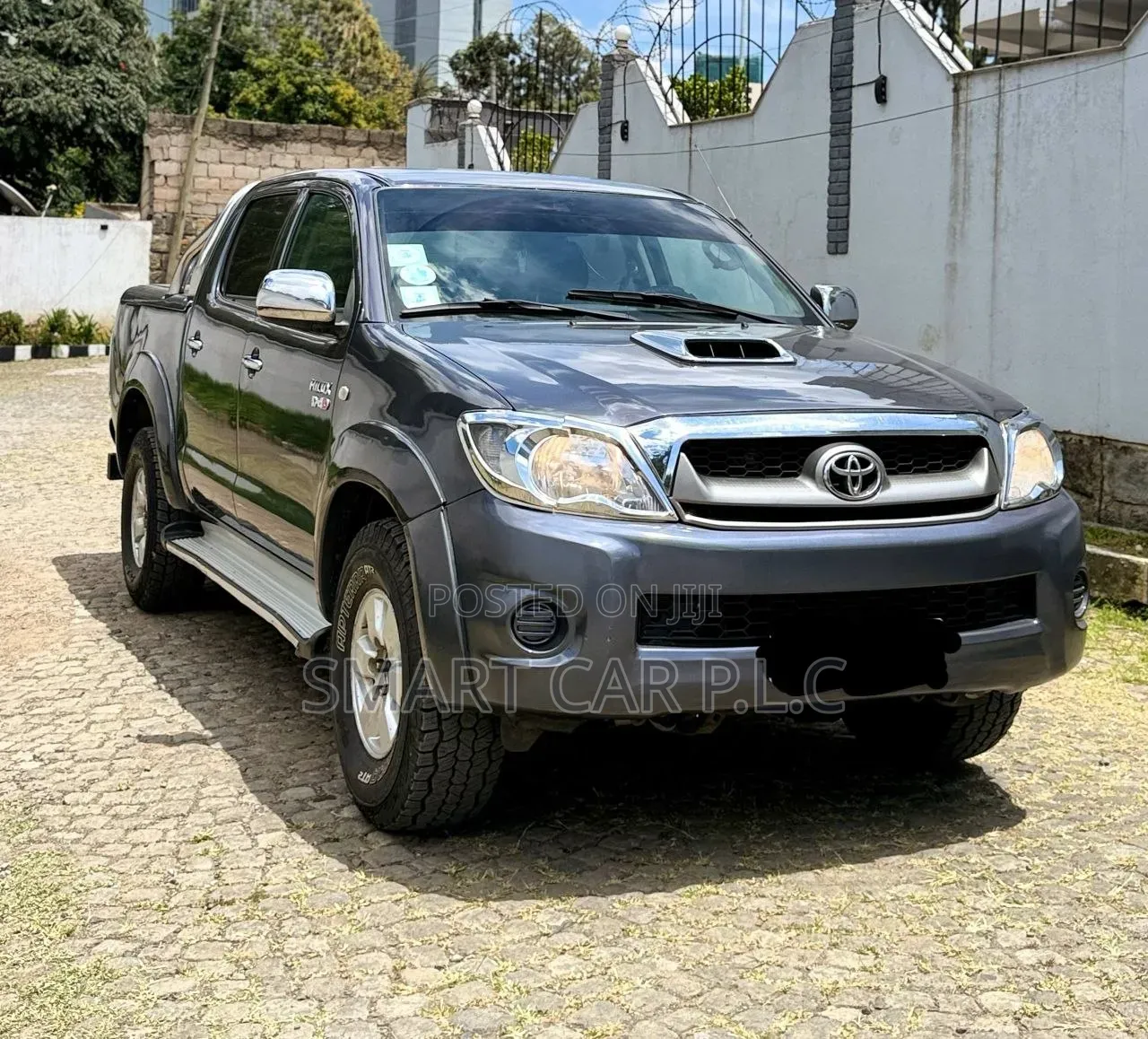 Toyota Hilux 2014 Black