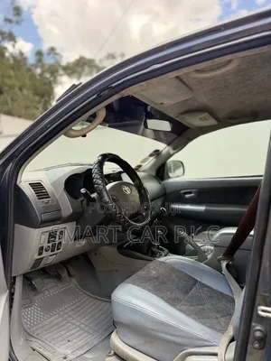 Toyota Hilux 2014 Black