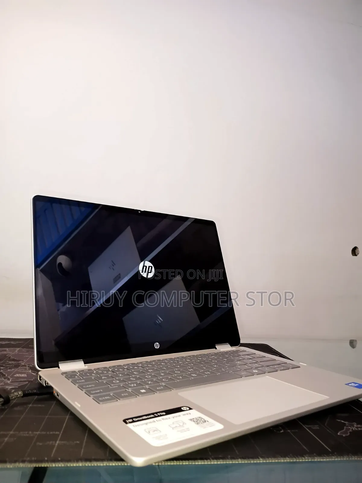 New Laptop HP OmniBook 5 14" 16GB Intel Core 7 SSD 512GB