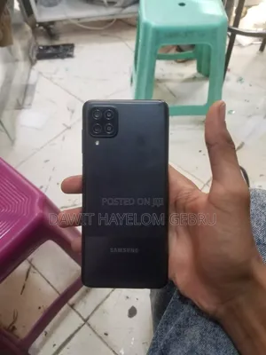 Samsung Galaxy A12 32 GB Black