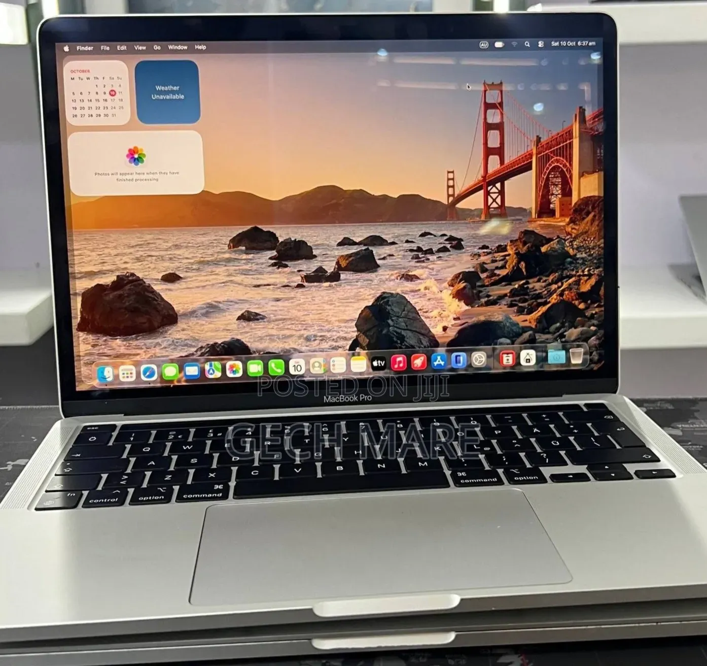 New Laptop Apple MacBook Pro 2022 M2 16GB Intel SSD 256GB