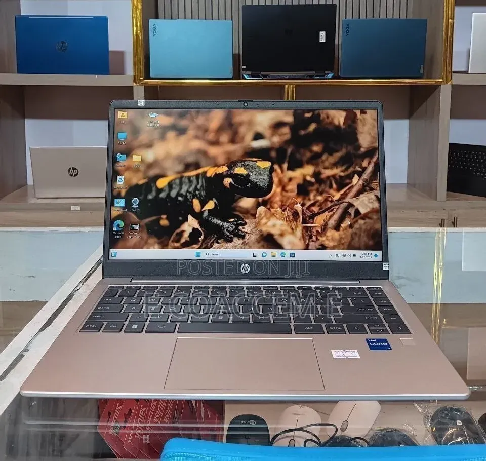 New Laptop HP Stream Notebook 16GB Intel Core i7 SSD 1T