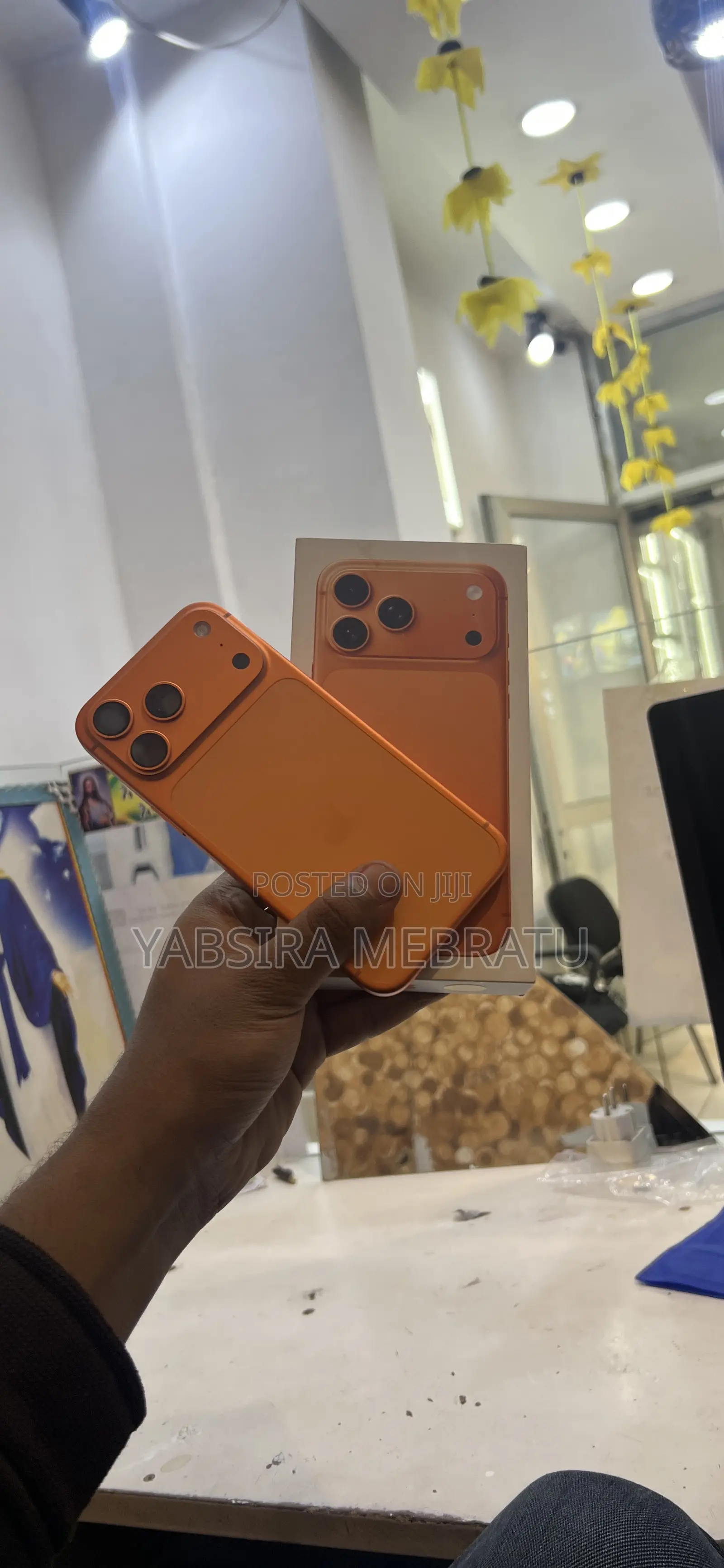 New Apple iPhone 17 Pro Max 256 GB Orange