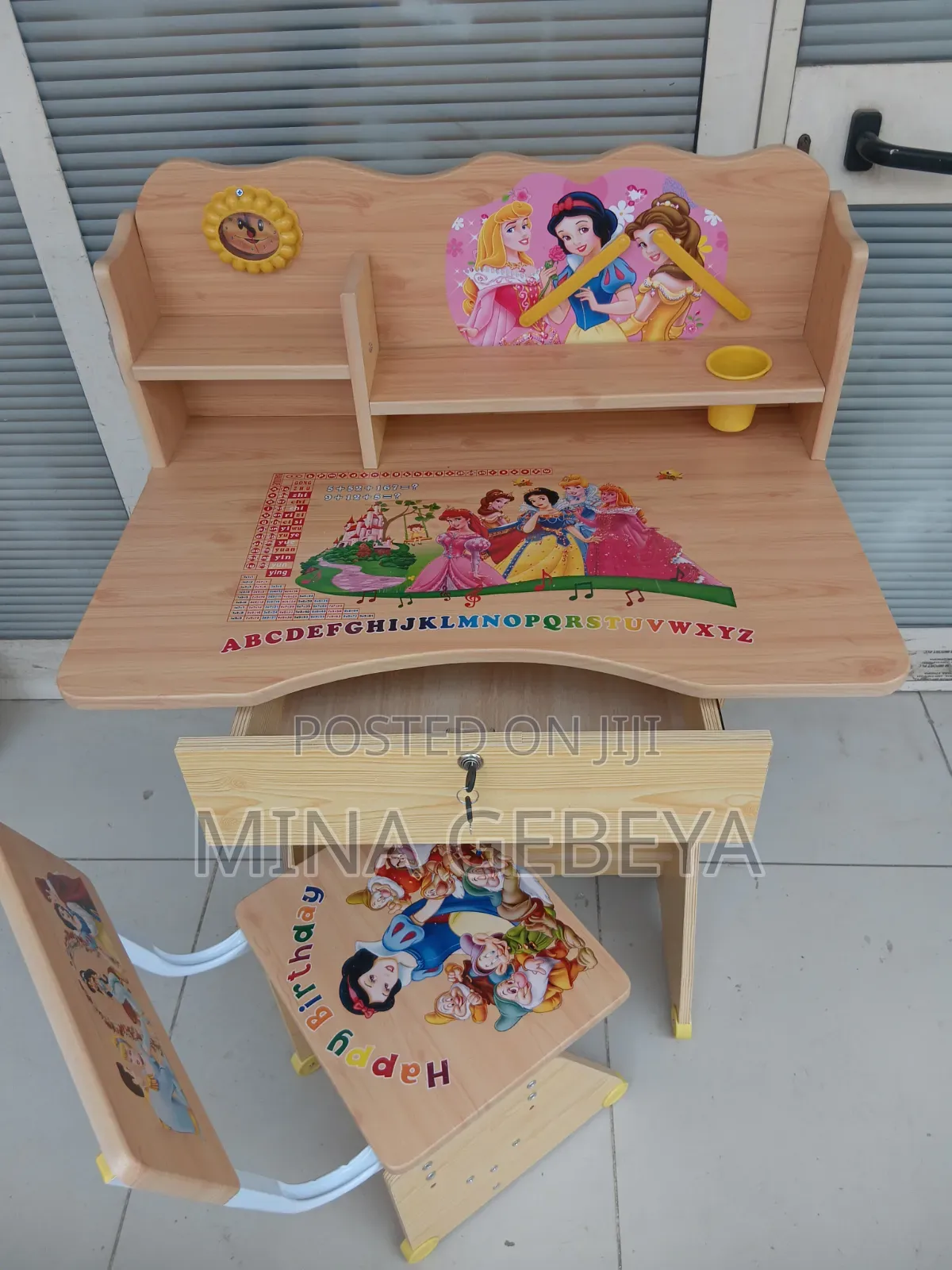 Cute Modern Kids Study Table + Chair Set