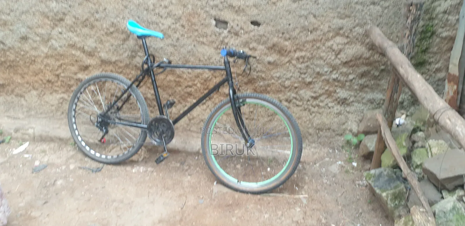 Bike Used የሚገዛ ቀለም የደረበ