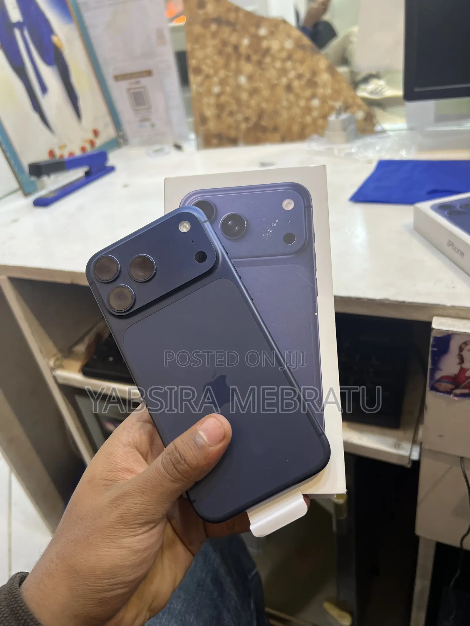 New Apple iPhone 17 Pro Max 256 GB Blue