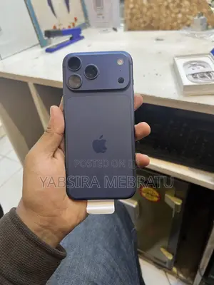 New Apple iPhone 17 Pro Max 256 GB Blue