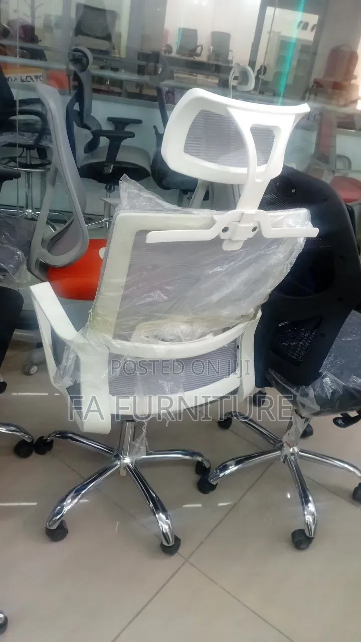 ኦፊስ ሃይበክ ሜሽ ቼር