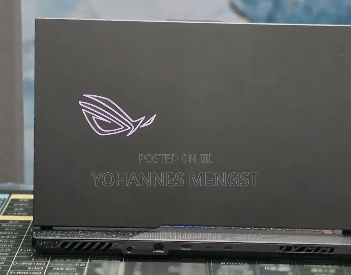New Laptop Asus ROG Strix G731G 16GB AMD Ryzen 9 SSD 1T