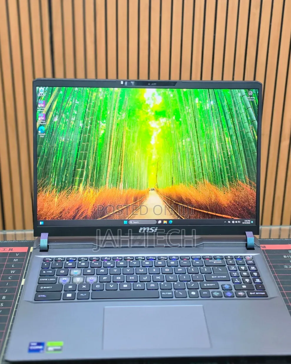 New Laptop MSI Vector GP66HX 12UGS 32GB Intel Core i9 SSD 1T