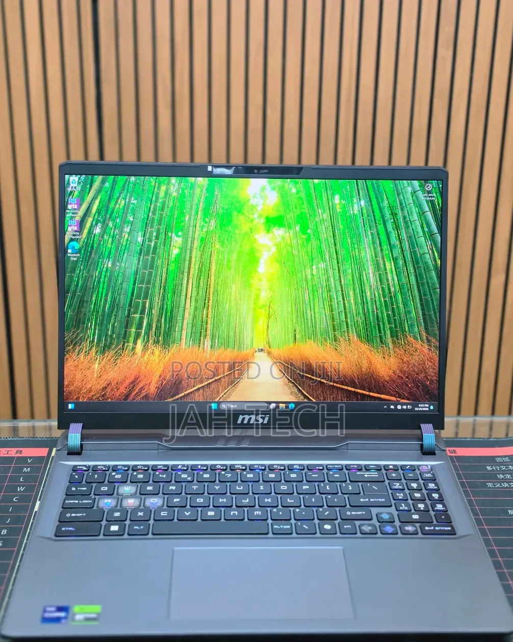 New Laptop MSI Vector GP66HX 12UGS 32GB Intel Core i9 SSD 1T