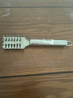 Fish Scraper/Fish Scaler