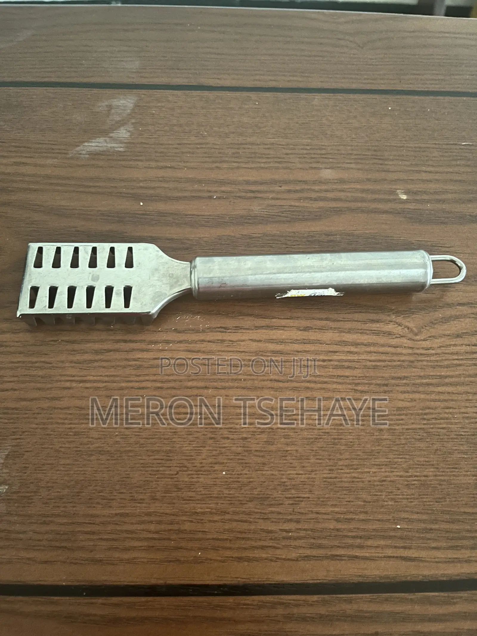 Fish Scraper/Fish Scaler
