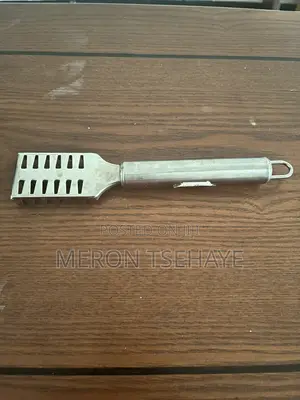 Fish Scraper/Fish Scaler