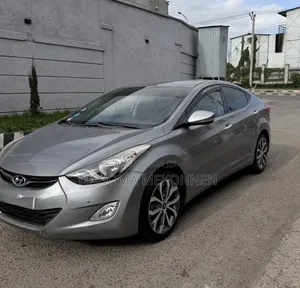 Hyundai Avante 2014 Gray