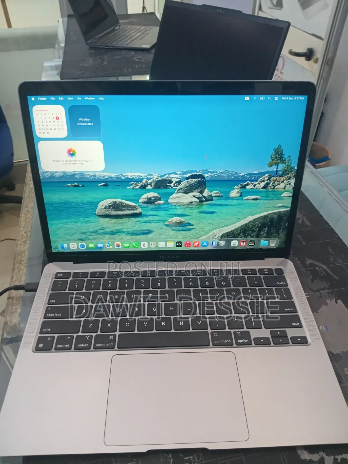 New Laptop Apple MacBook Air 2020 M1 8GB Apple M1 SSD 256GB