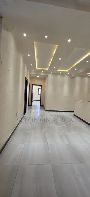 10bdrm House in Adis Ababa, Bole for sale