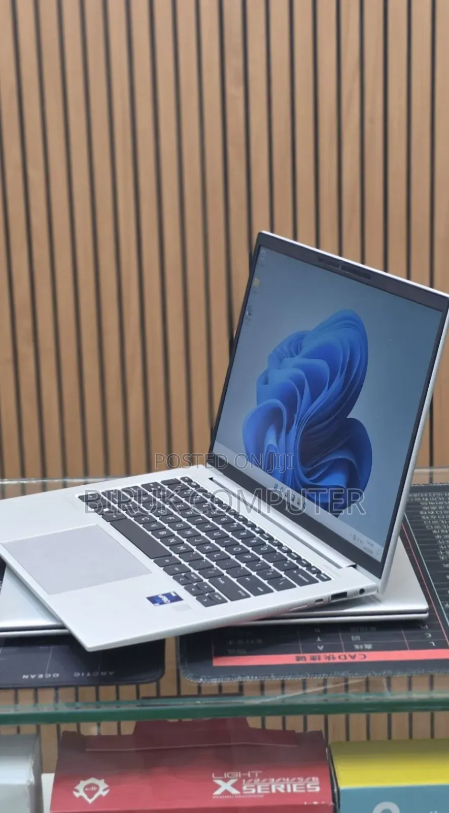 New Laptop HP EliteBook 840 G10 16GB Intel Core i7 SSD 512GB