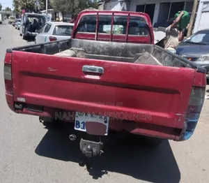 Toyota Hilux 2003 Red