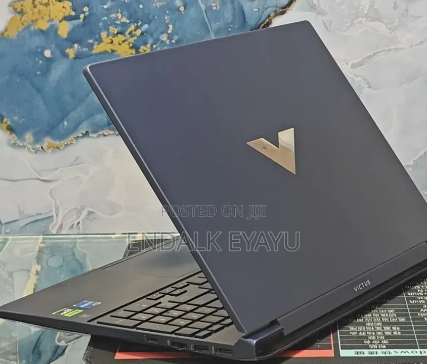 New Laptop HP Victus 15 16GB Intel Core i5 SSD 1T
