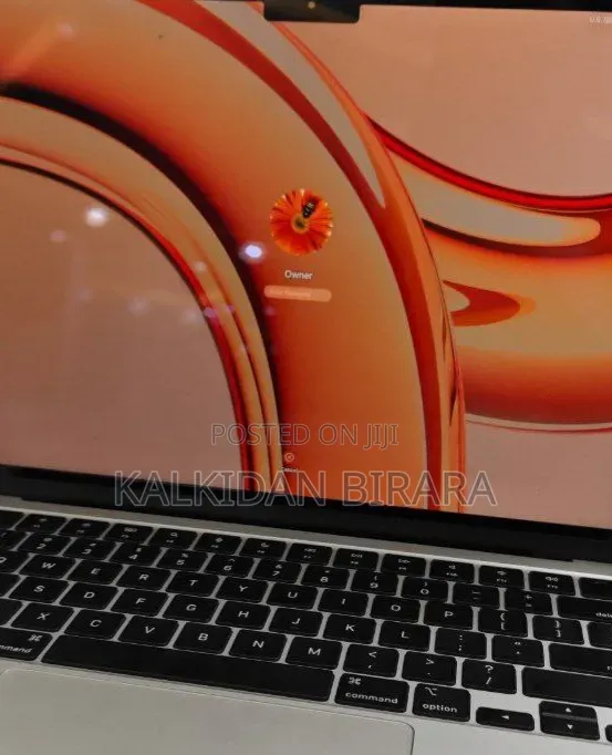 New Laptop Apple MacBook Air 2022 M2 32GB Apple M2 SSD 256GB