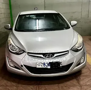Hyundai Elantra 2015 Silver
