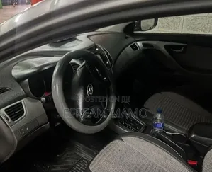 Hyundai Elantra 2015 Silver