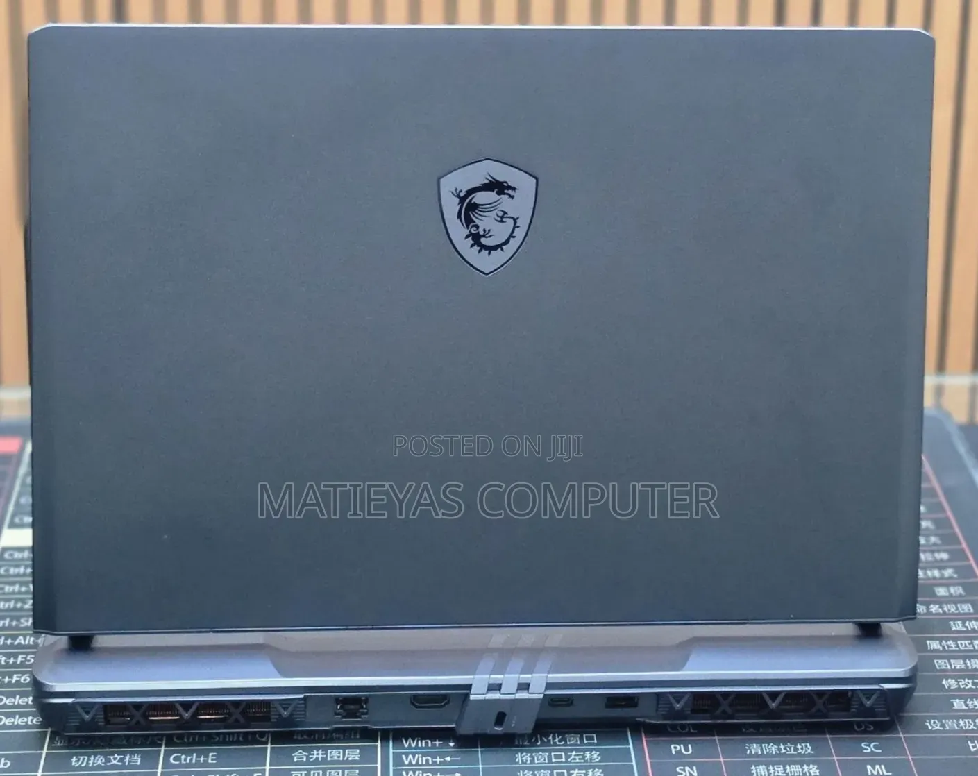 New Laptop MSI Vector GP68 HX 13V 32GB Intel Core i9 SSD 1T