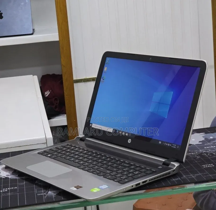 New Laptop HP Pavilion 14 8GB Intel Core i5 HDD 1T