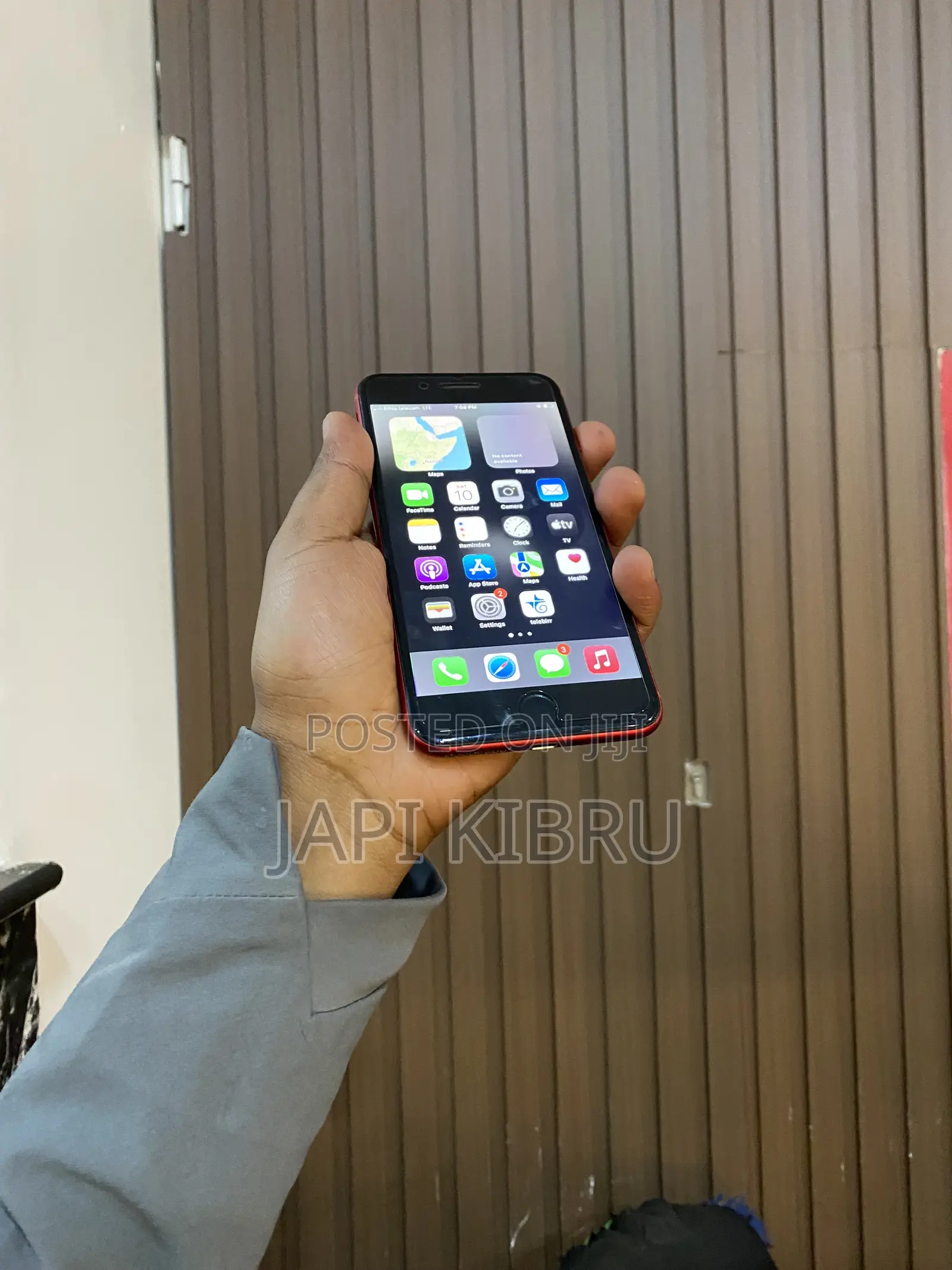 Apple iPhone 8 Plus 64 GB Red