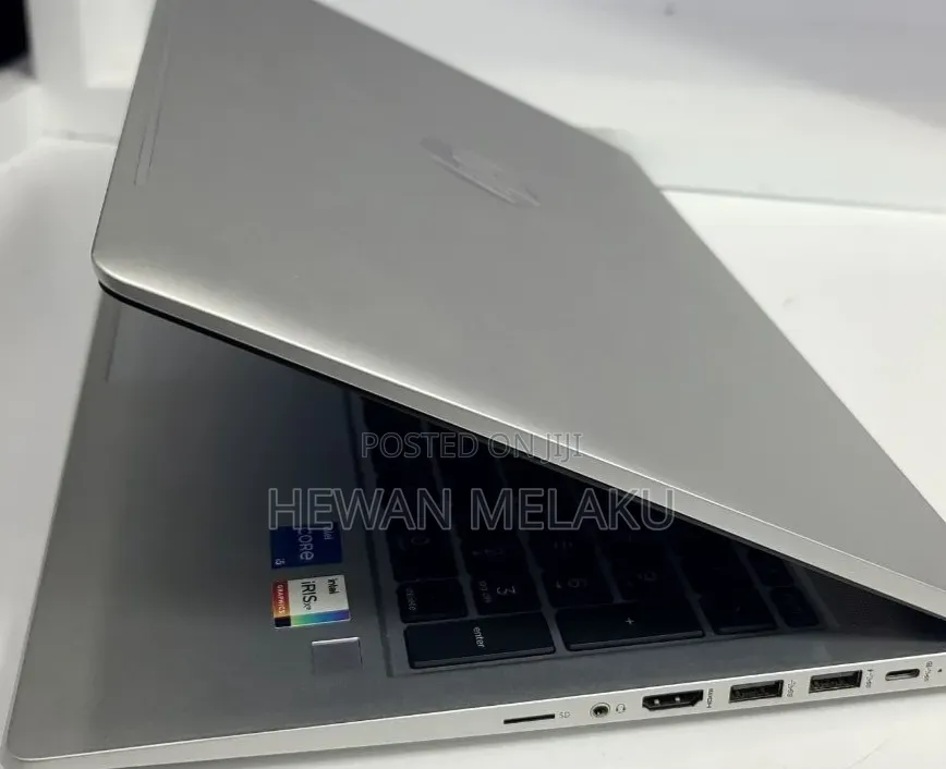 New Laptop HP ProBook 450 G8 16GB Intel Core i5 SSD 512GB