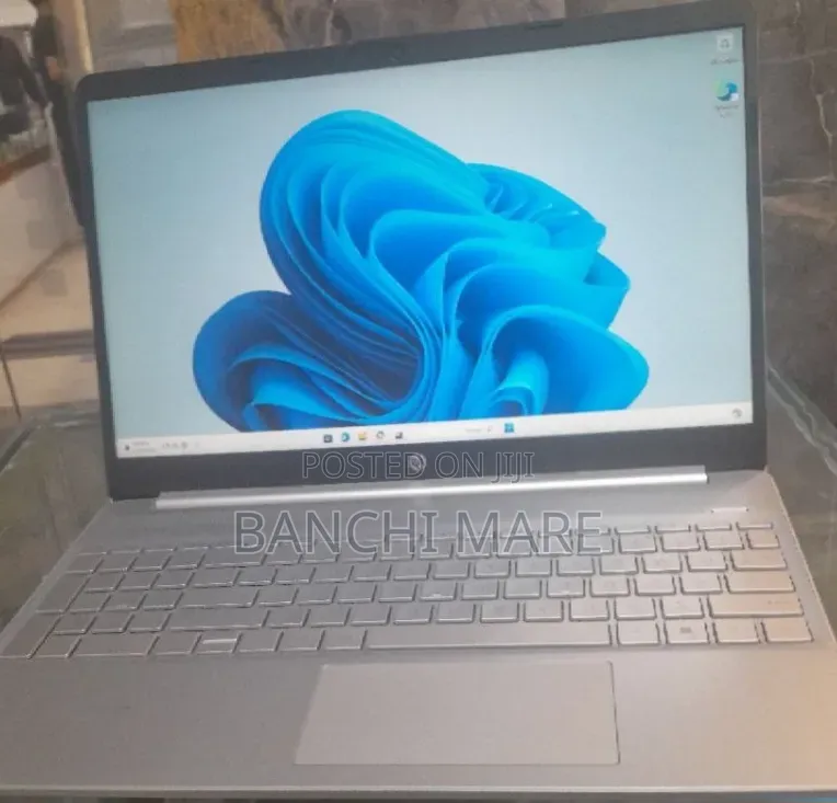 New Laptop HP Stream Notebook 8GB Intel Core i3 SSD 512GB