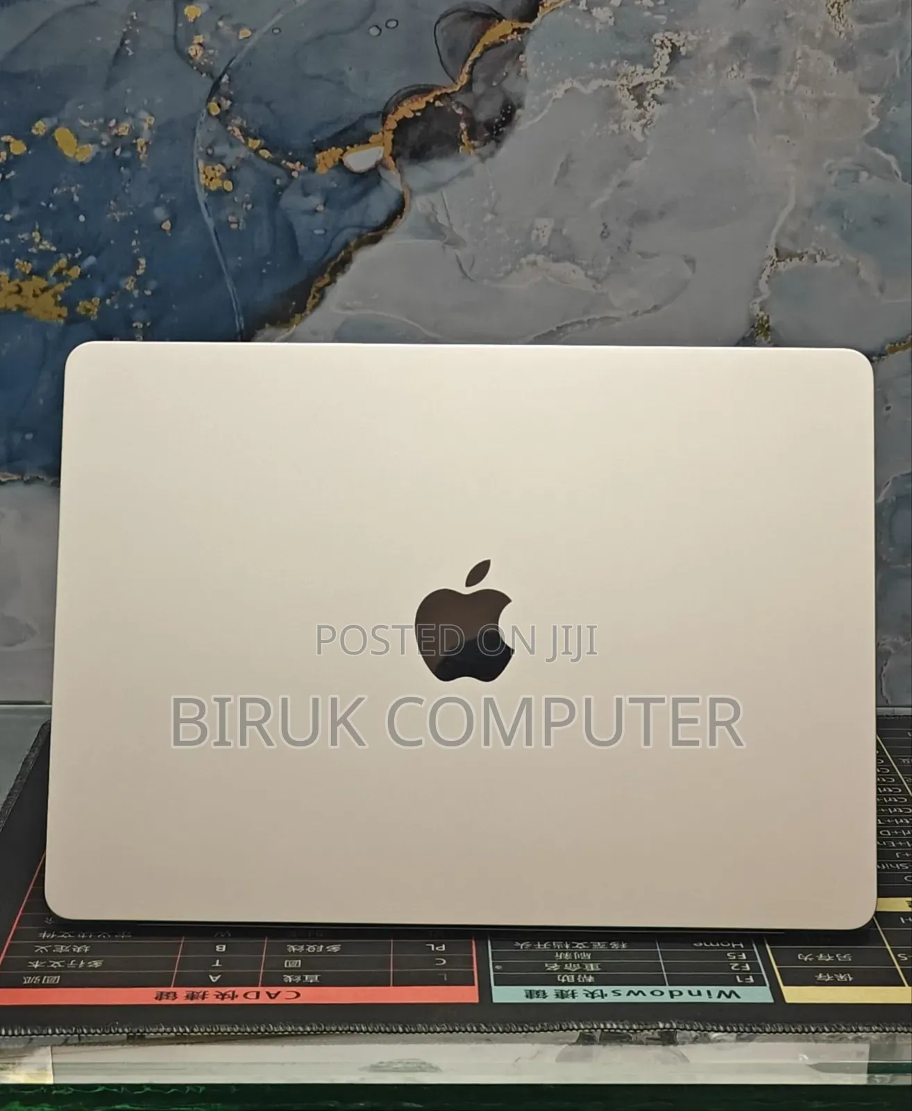 New Laptop Apple MacBook Air 2022 M2 8GB Apple M2 SSD 256GB