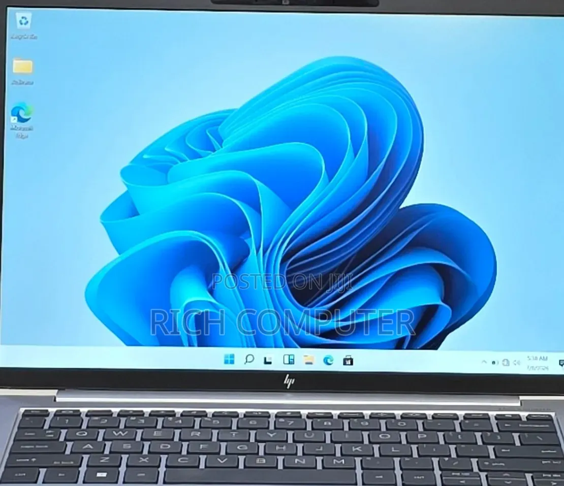 New Laptop HP Elitebook 830 G11 16GB Intel Core Ultra 7 SSD 512GB