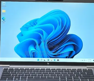 New Laptop HP Elitebook 830 G11 16GB Intel Core Ultra 7 SSD 512GB