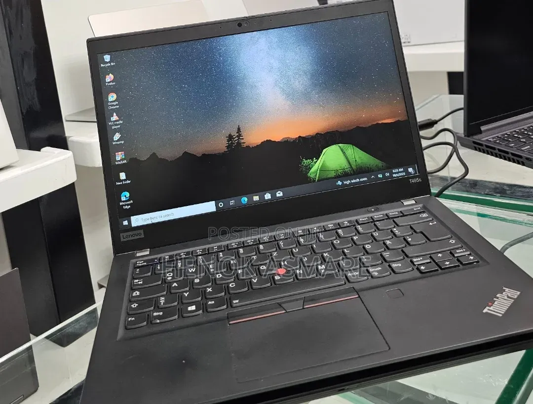 New Laptop Lenovo ThinkPad T490s 16GB AMD Ryzen 7 SSD 512GB