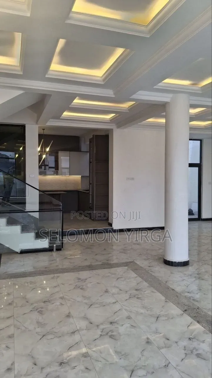 6bdrm House in Adis Ababa, Bole for sale