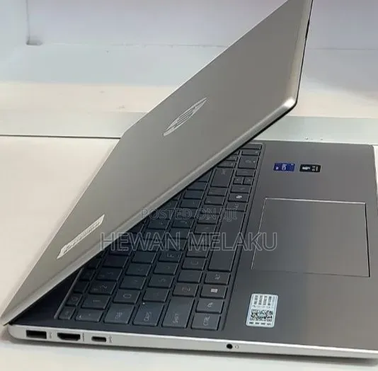 New Laptop HP Stream Notebook 16GB Intel Core i7 SSD 1T